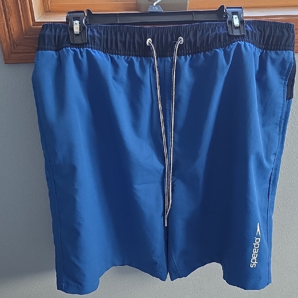 🌊 Speedo Men's Navy + Blue Swim Trunks